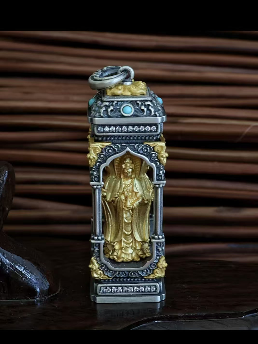 Four-sided Guanyin rotating necklace pendant